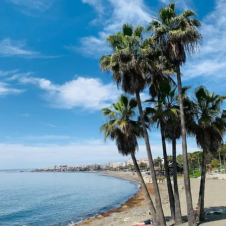 Penthouse Mit Private Dachterrasse Und Blick Auf Meer, Berge ,hafen Apartment *