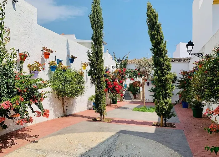 Penthouse Mit Private Dachterrasse Und Blick Auf Meer, Berge ,hafen * Estepona