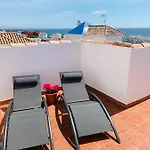 Penthouse Mit Private Dachterrasse Und Blick Auf Meer, Berge ,hafen Apartamento *
