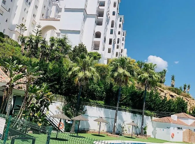 Апартаменти Penthouse Mit Private Dachterrasse Und Blick Auf Meer, Berge ,hafen