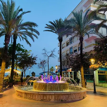 Apartman Penthouse Mit Private Dachterrasse Und Blick Auf Meer, Berge ,hafen *